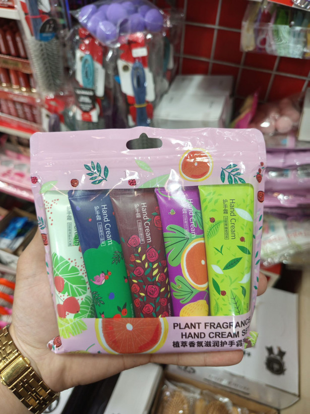 کرم تکی دست و صورت
