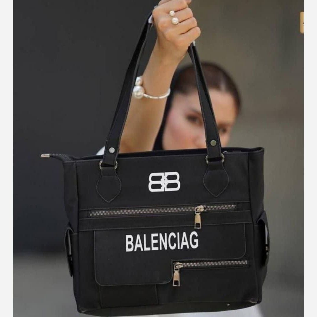 کیف Balenciaga
